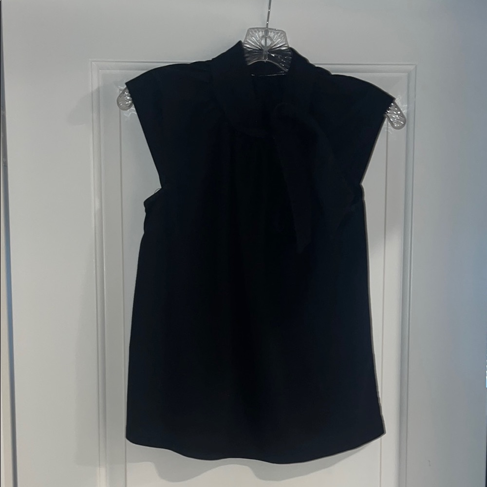 Ann Taylor Black Sleeveless Mandarin Collar Blouse